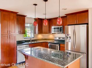 5842 NE 197th St, Kenmore, WA 98028