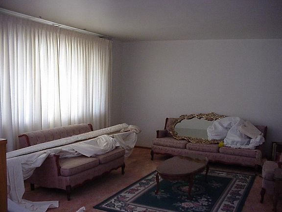 3rd image of 2612 Tahiti Dr