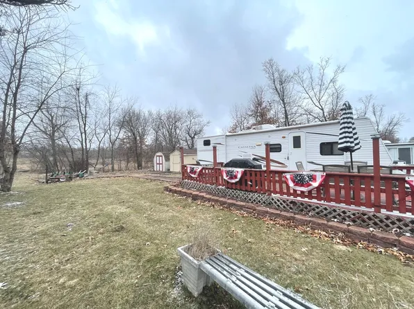 18-101 Woodhaven Lakes, Sublette, IL 61367