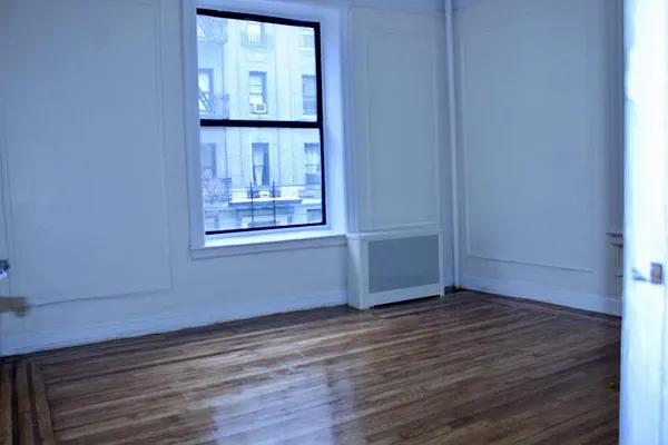 Rented by Roberto Guilbet, LREB | media 38