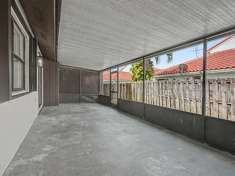 1650 Sandpiper Blvd — Photo 17