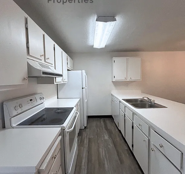 2117 Marigold St #1 — Photo 6