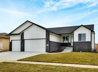 443 S Sweetwater Rd, Maize, KS 67101