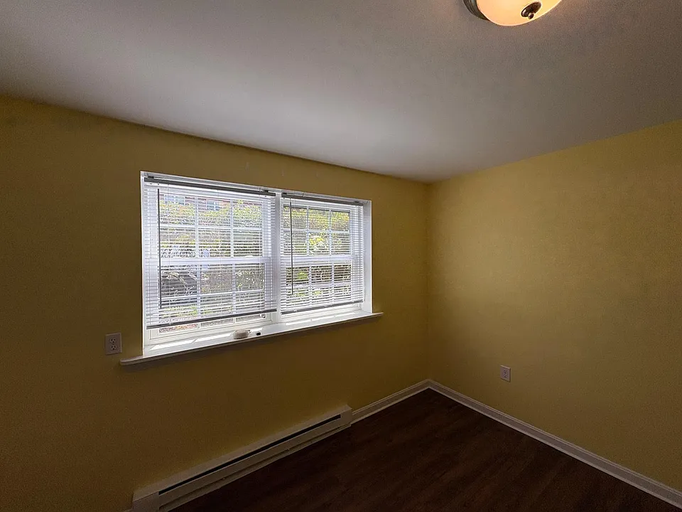 39 Berlin St #1