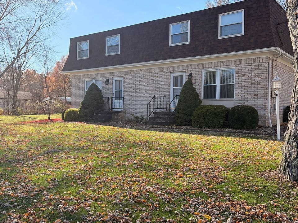 1st image of 1428 North Rd SE #1426