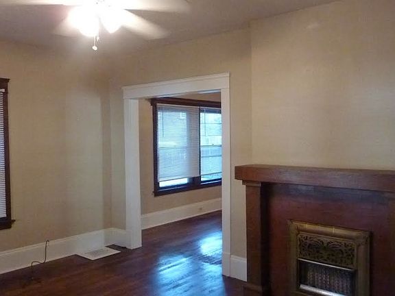 3rd image of 2584 E 128th St