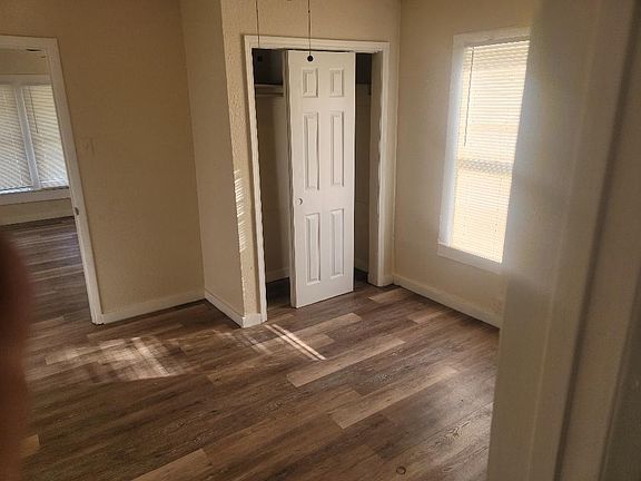 5th image of 2213 Coleman Ave
