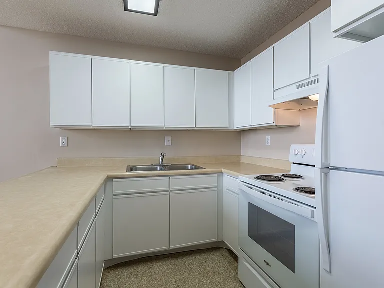 Rosewater Apartments — Photo 26