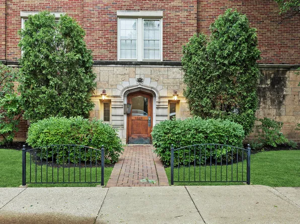 344 S Maple Ave APT 2B, Oak Park, IL 60302