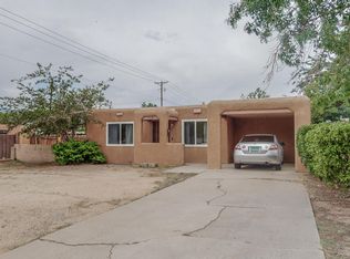 438 Chama St NE, Albuquerque, NM 87108
