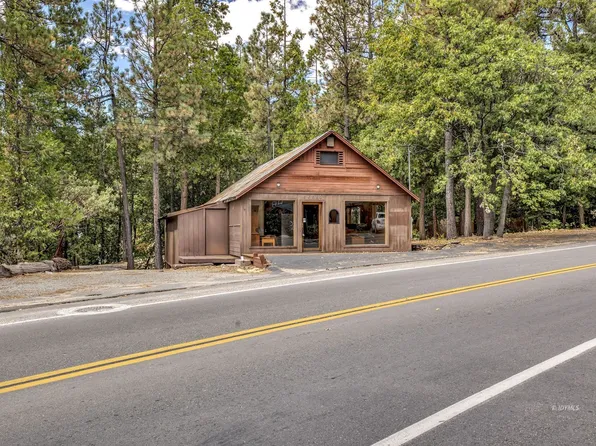 54730 N Circle Dr, Idyllwild, CA 92549