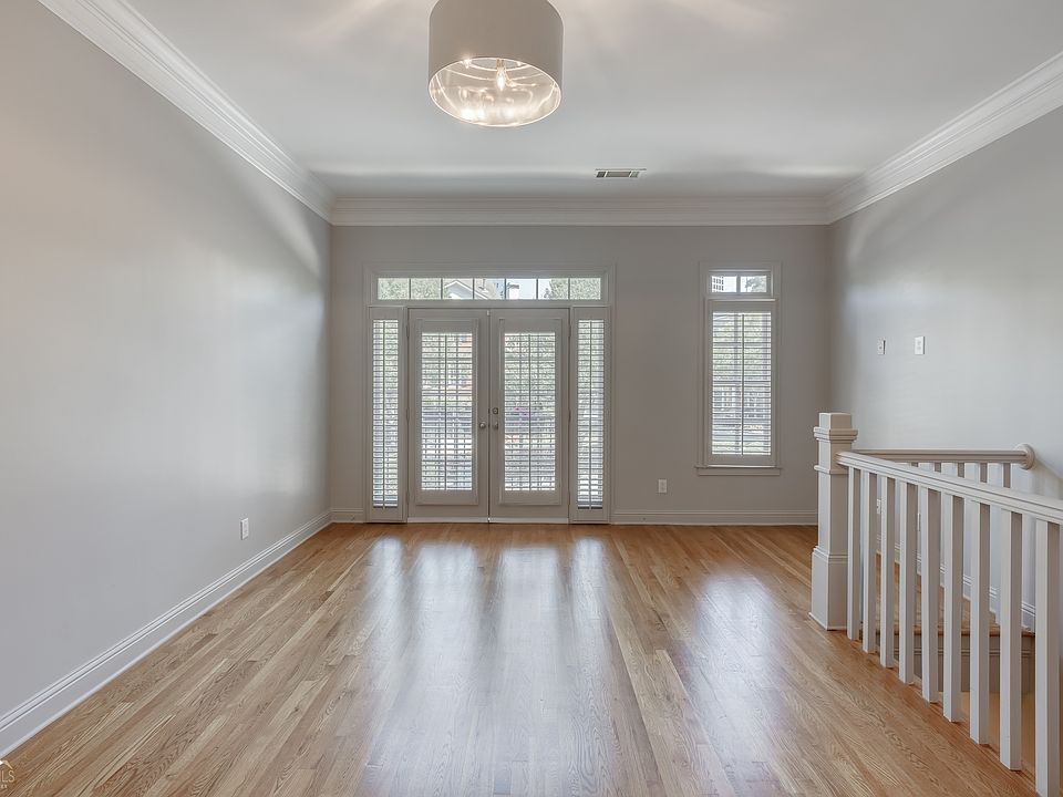 3275 Buckhead Forest Mews NE Atlanta, GA, 30305 Apartments for Rent