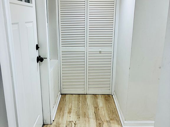 2nd image of 107 Dewey St #2