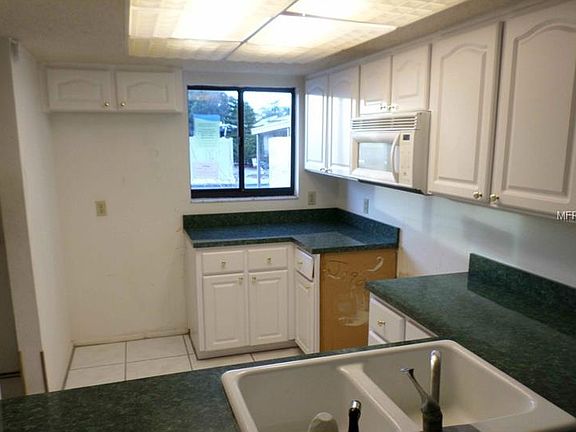 4th image of 2236 Oak Wind Dr