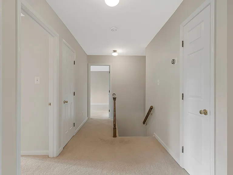 1215 Delta Glen Ct — Photo 35