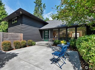 1412 SW 168th St, Normandy Park, WA 98166