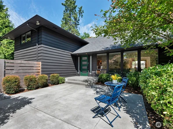 1412 SW 168th Street, Normandy Park, WA 98166