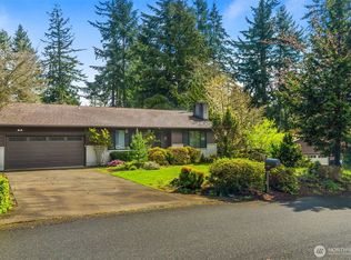 6 Lapsley Dr, Dupont, WA 98327