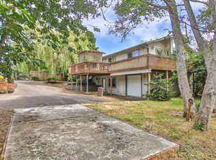 236 N Schoneman Ave, Coos Bay, OR 97420