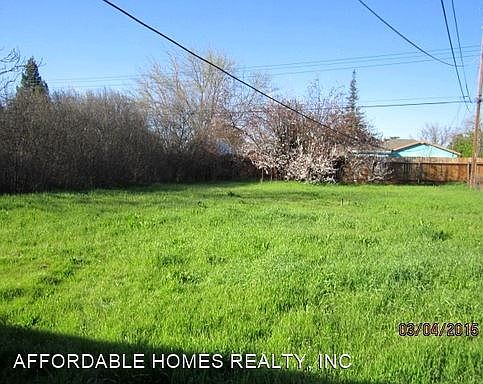 5th image of 8261 Streng Ave