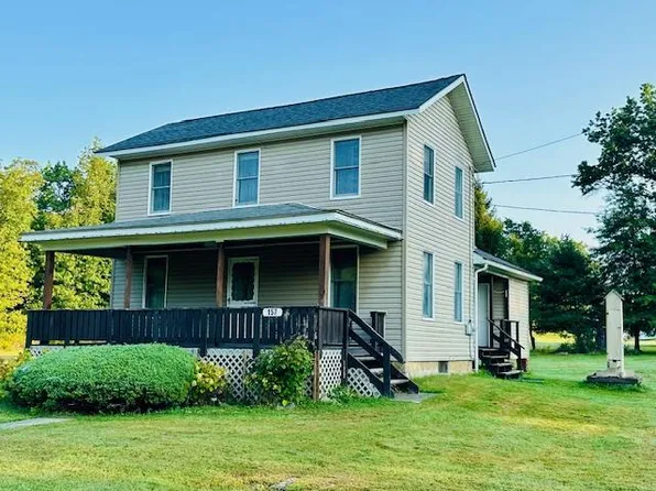 157 Sunny Rd, Lickingville, PA 16332