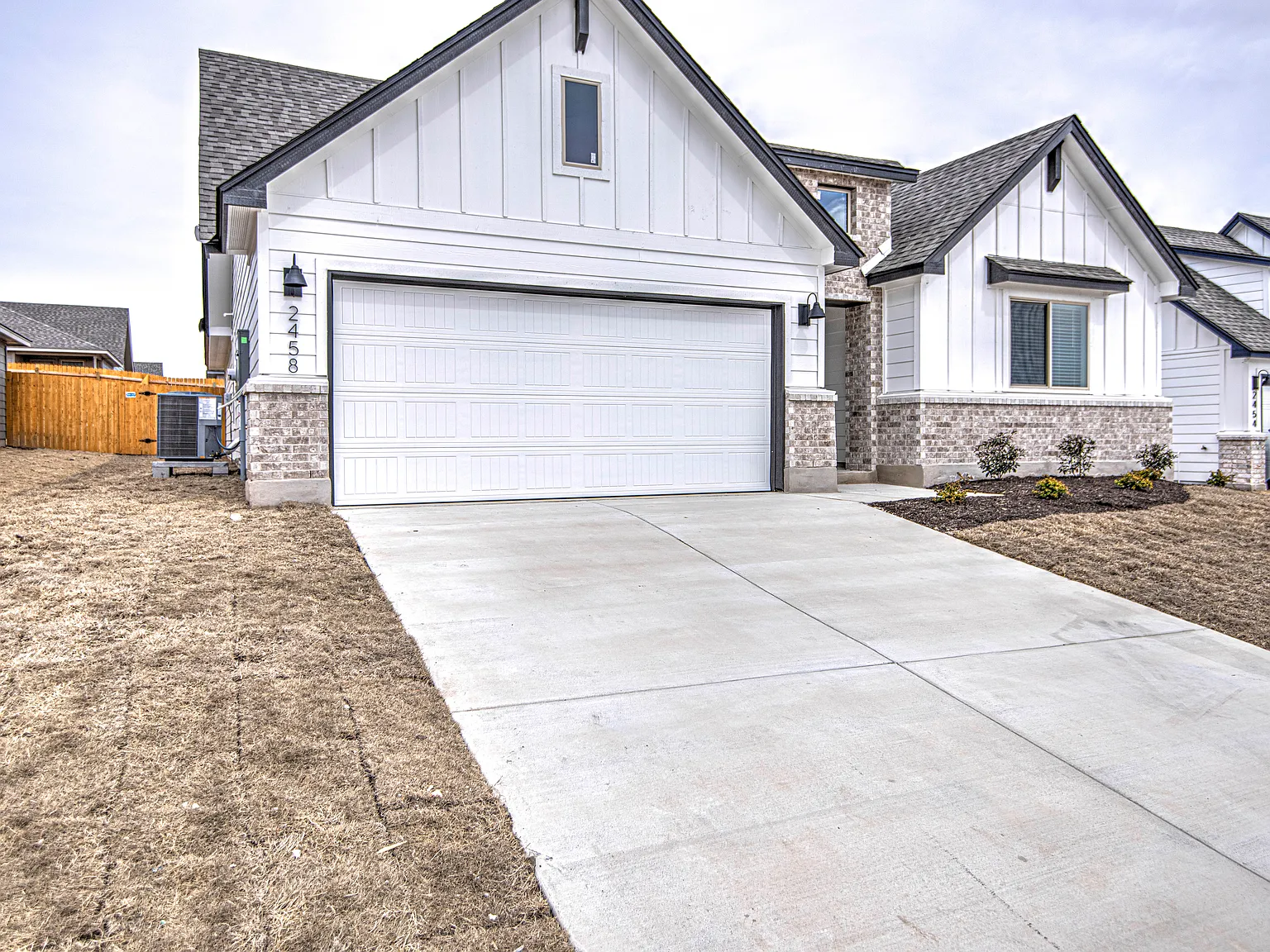 4 bed, 1796 sqft, $2,000 — Photo 3