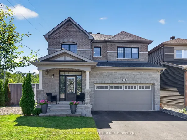 220 Enclave Walk, Ottawa, ON K1W 0J4