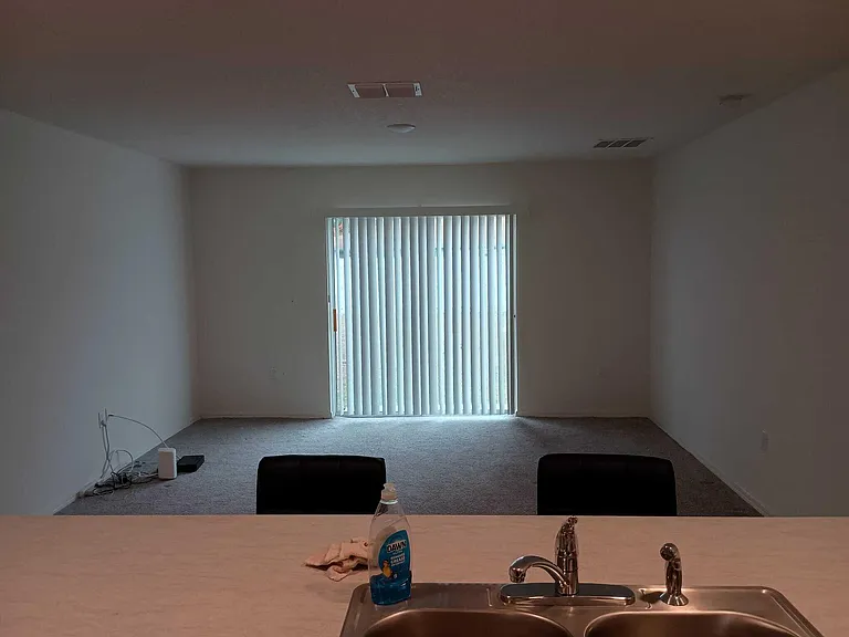 337 SE Starfish Ave — Photo 7