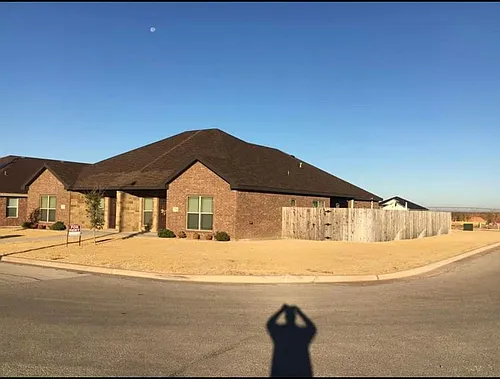 2504 Independence Blvd Photo 1