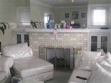 3rd image of 3598 E 140th St