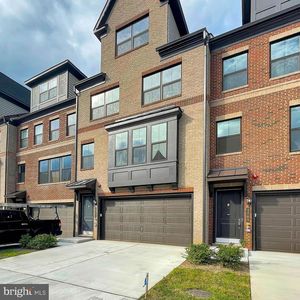 3791 Rainier Dr, Fairfax, VA, 22033