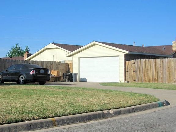 4th image of 2329 NW 78th St