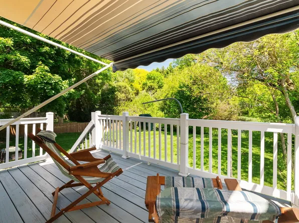 2725 Whitlock Rd, Madison, WI 53719