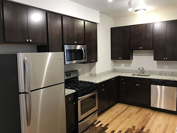 4th image of 3501-3503 W Leland Ave #2