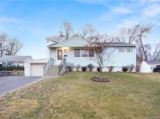 297 Bullard St, Fairfield, CT 06825