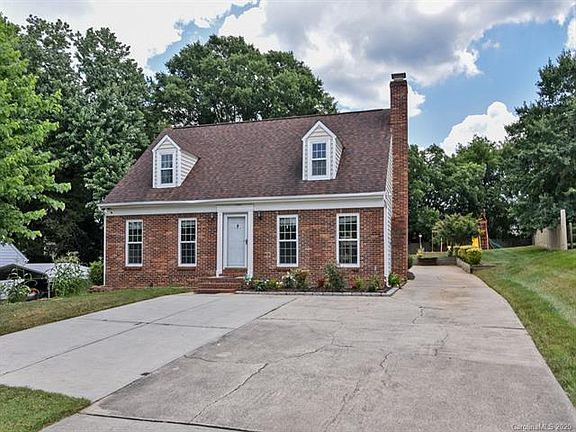 2nd image of 1525 English Knoll Dr #53