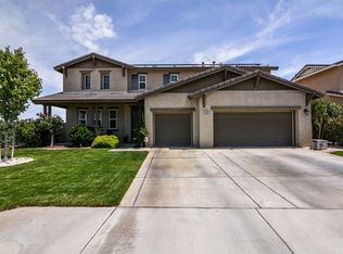 44104 Bayberry Rd, Lancaster, CA 93536