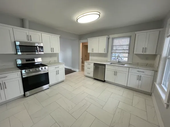 11 Fletcher Ter #1, Watertown, MA 02472