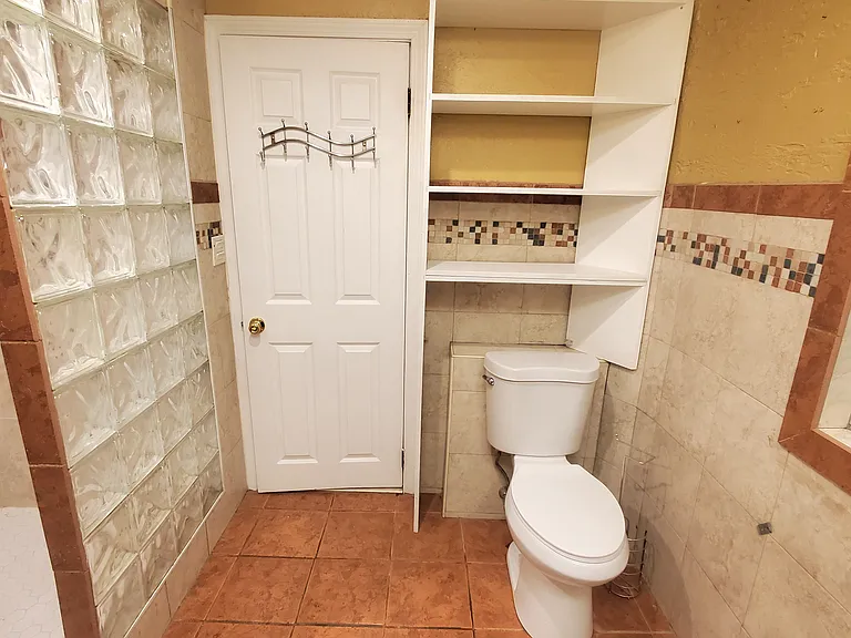 20 High St #2 — Photo 2