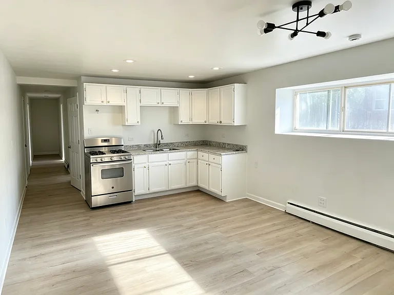 5017 W 14th St #208 — Photo 4