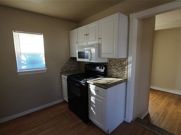 4th image of 4408 SE 40th St