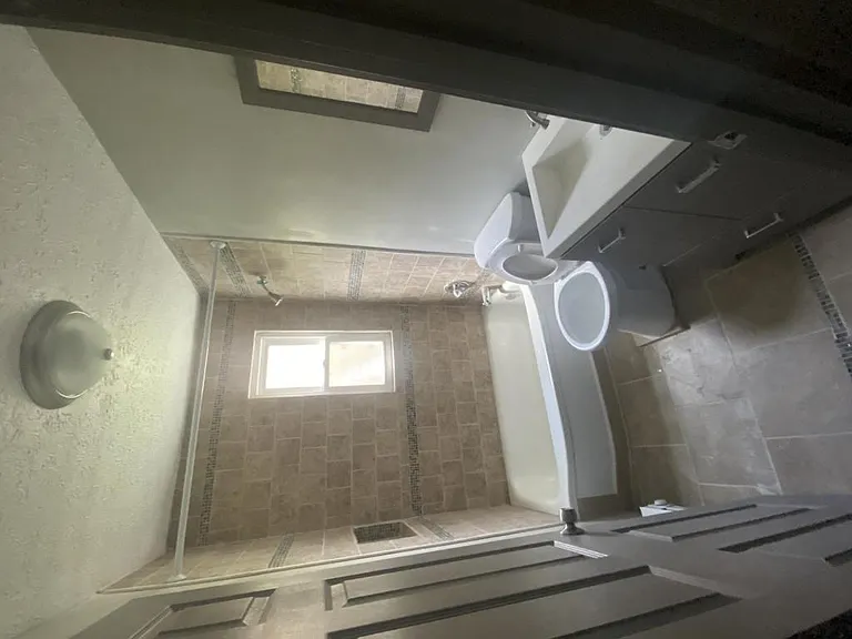 412 W Parkwood Dr #1 — Photo 6