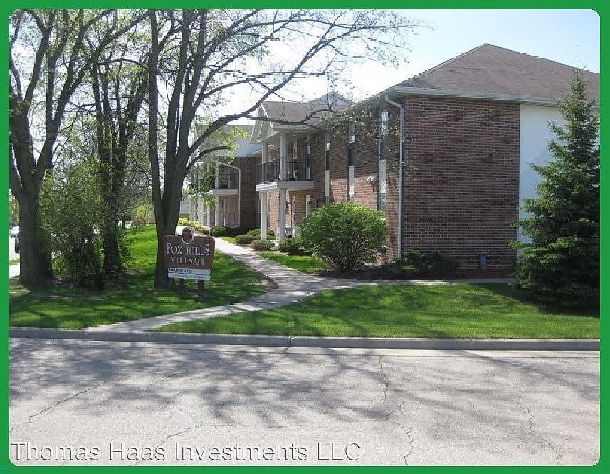 2nd image of 4327 Woodcrest Dr