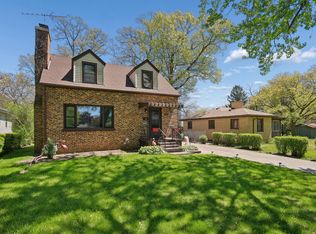 735 Kirkwood Ave, Winthrop Harbor, IL 60096