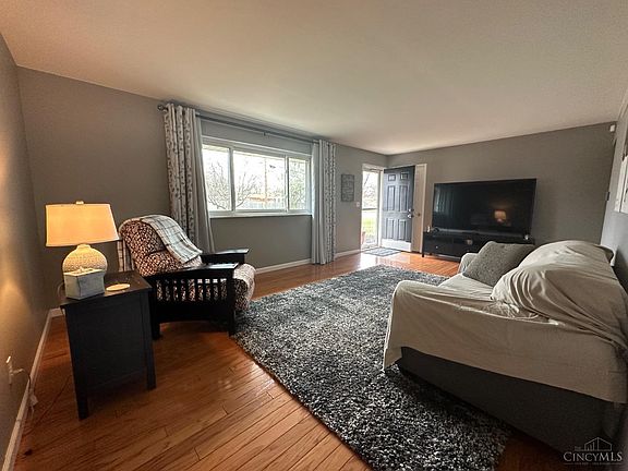 4th image of 5485 Coolbrook Dr