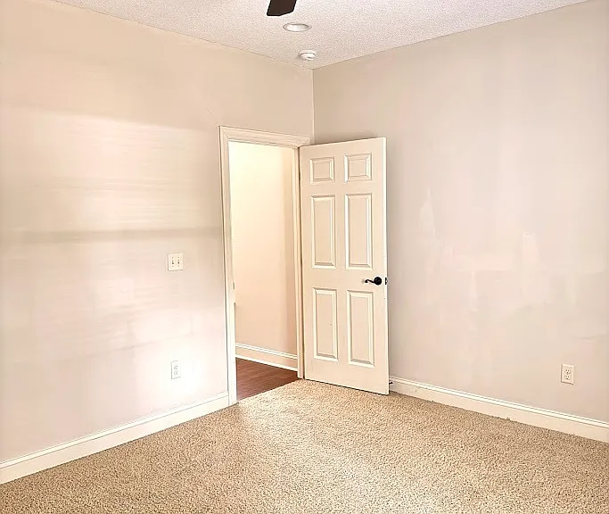 708 Osborne St #206 — Photo 8
