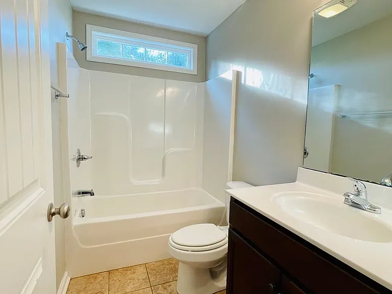1404 Abberbury Dr — Photo 23