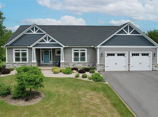 3036 Chillingham Way, Baldwinsville, NY 13027