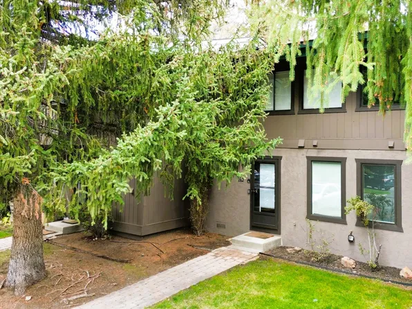 305 Andora Ln #143, Ketchum, ID 83340