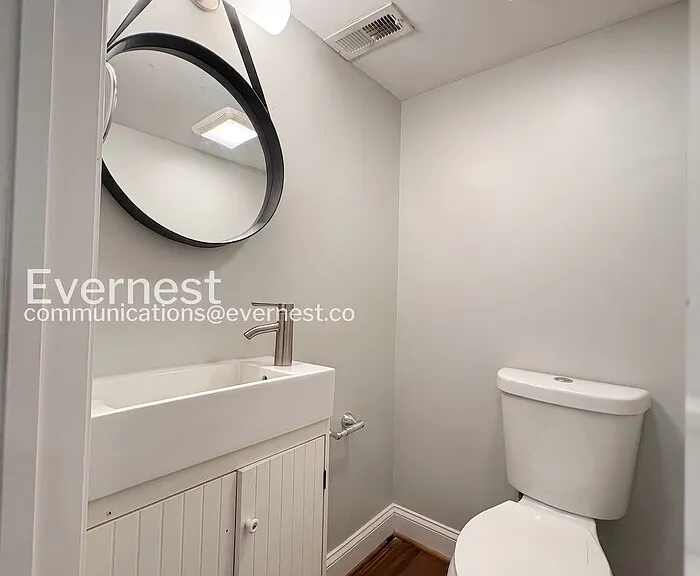 8202 Sheriff Rd — Photo 15